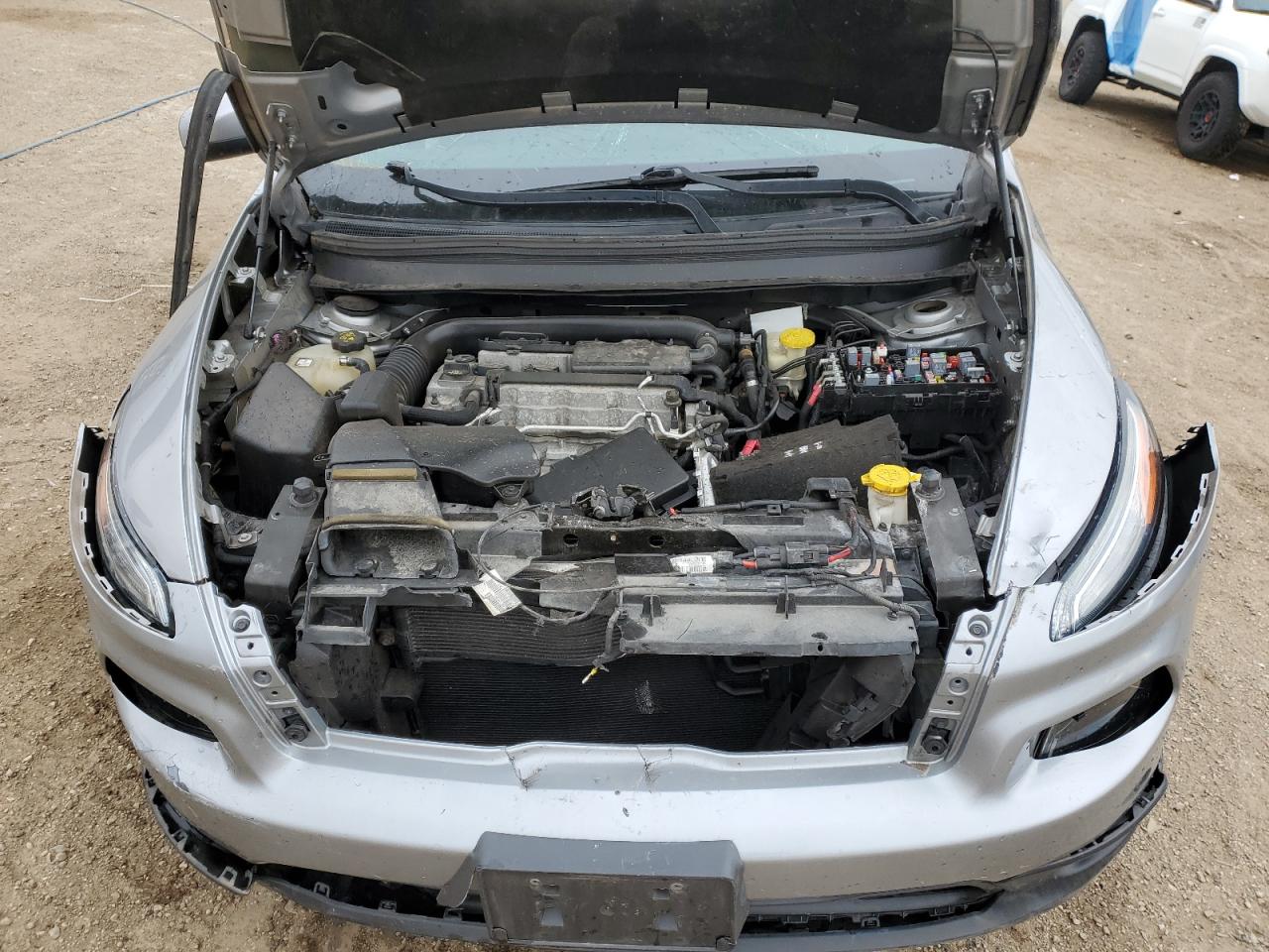 2016 Jeep Cherokee Latitude VIN: 1C4PJMCB1GW340989 Lot: 89535285