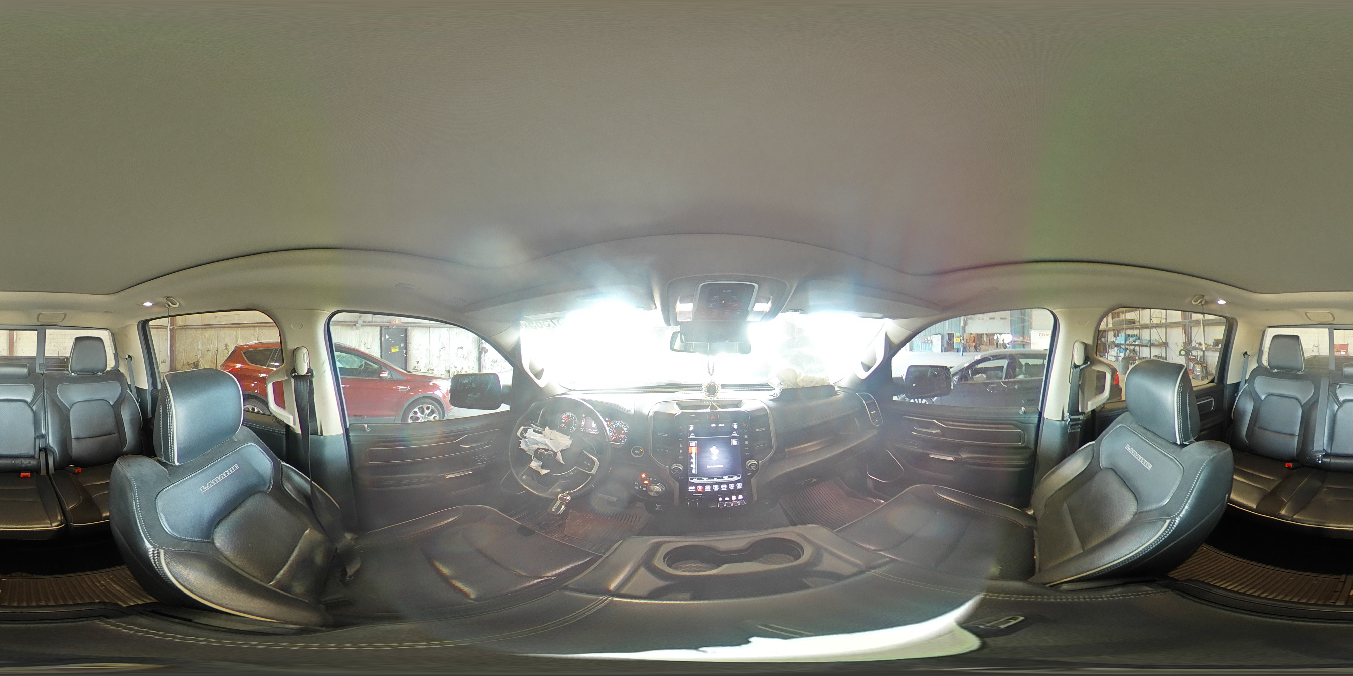 2020 Ram 1500 Laramie VIN: 1C6SRFJT3LN384025 Lot: 82637565