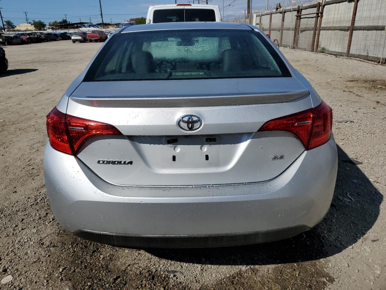 2017 Toyota Corolla L VIN: 5YFBURHE0HP643306 Lot: 84709165