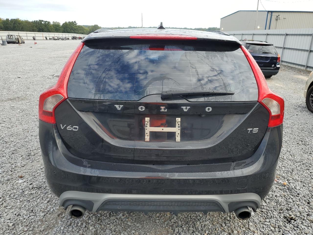 2018 Volvo V60 T5 Dynamic VIN: YV140MEL1J2391526 Lot: 85310225