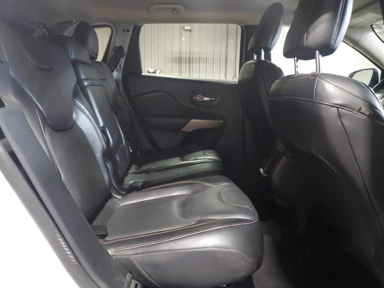 2018 Jeep Cherokee Limited VIN: 1C4PJMDB7JD610325 Lot: 90279425