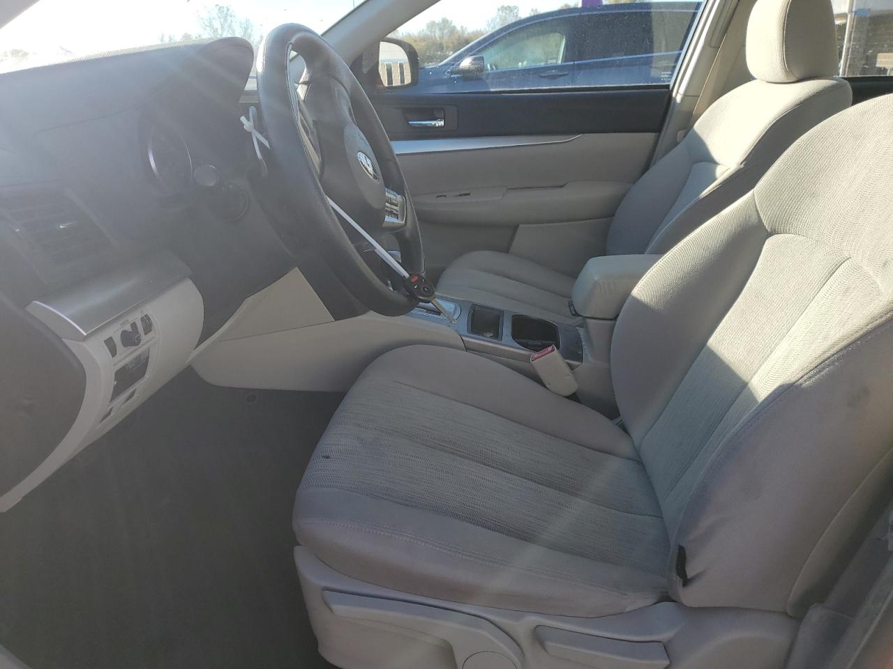 2014 Subaru Legacy 2.5I VIN: 4S3BMBA61E3027743 Lot: 90047595