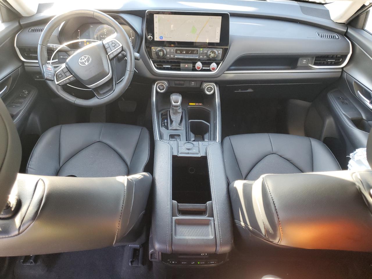 2024 Toyota Grand Highlander Xle VIN: 5TDAAAB54RS013344 Lot: 86495895