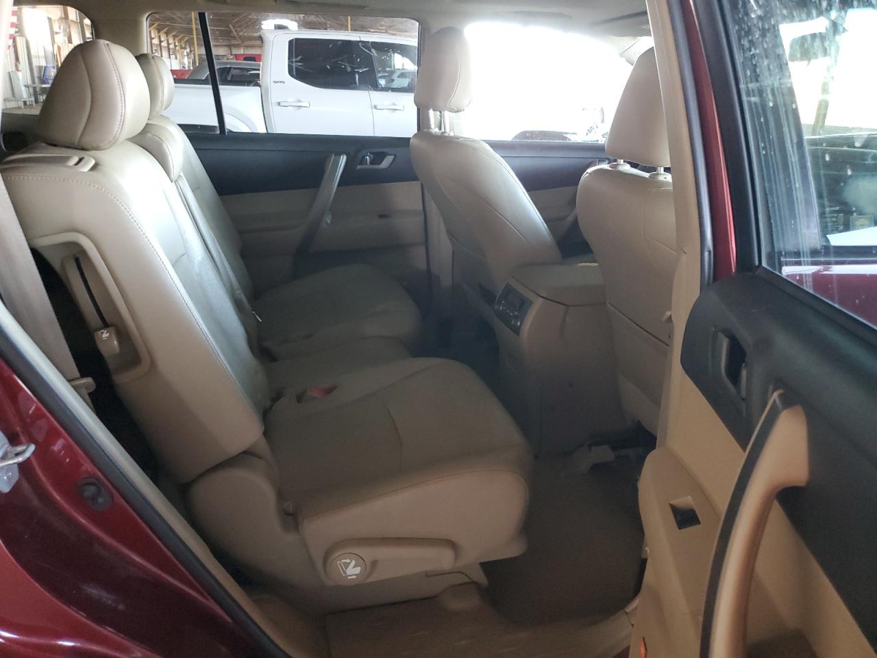 2008 Toyota Highlander Sport VIN: JTEDS43A582046135 Lot: 90474105