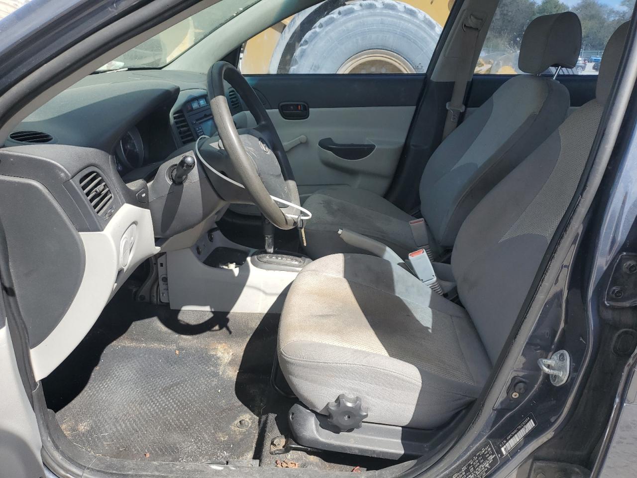 2009 Hyundai Accent Gls VIN: KMHCN46C79U293954 Lot: 82398335