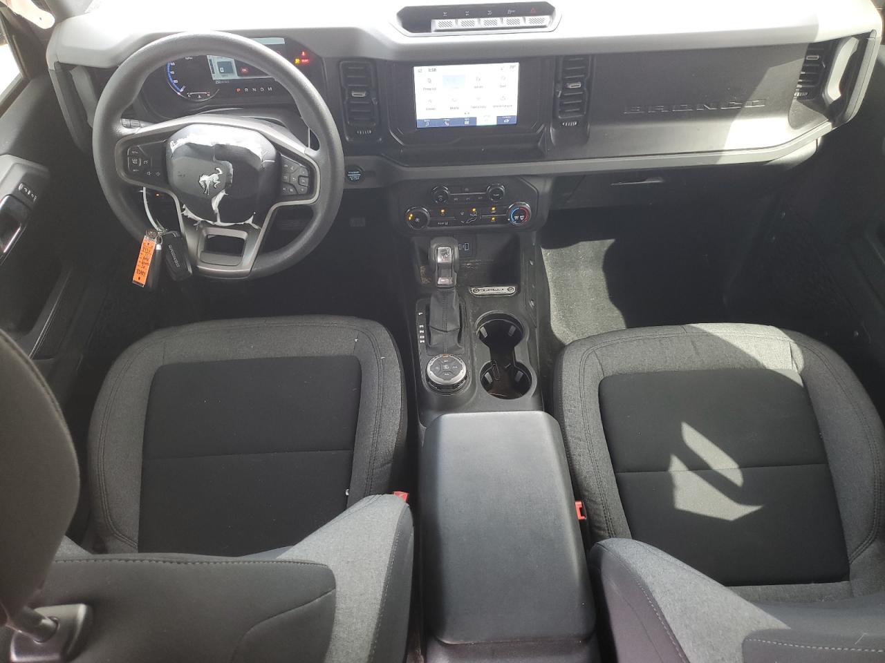 2021 Ford Bronco Base VIN: 1FMDE5DH7MLA87542 Lot: 84766175