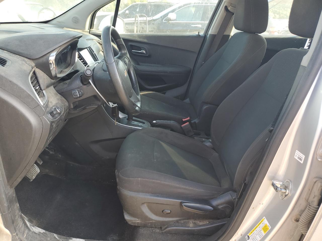 2017 Chevrolet Trax Ls VIN: KL7CJKSB1HB230860 Lot: 81901355