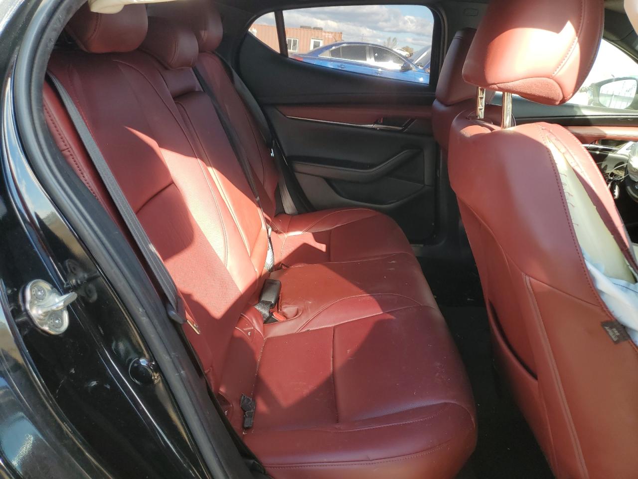 2021 Mazda 3 Premium VIN: JM1BPBML9M1302391 Lot: 90714175