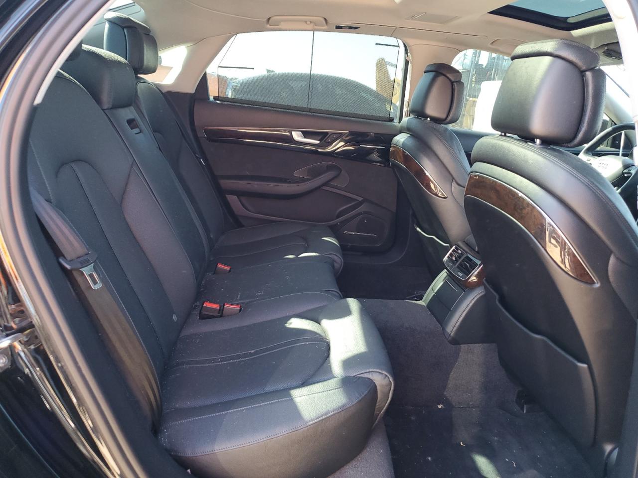 2018 Audi A8 L Quattro VIN: WAU44AFDXJN000630 Lot: 82514565