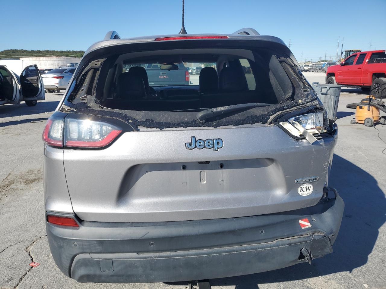 2019 Jeep Cherokee Latitude Plus VIN: 1C4PJLLB2KD403158 Lot: 89491535