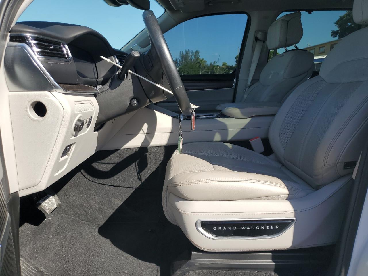 2022 Jeep Grand Wagoneer Series I VIN: 1C4SJVEJ9NS164881 Lot: 90580135