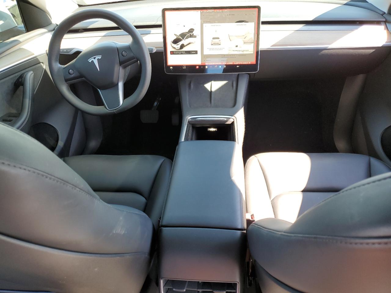 2023 Tesla Model Y VIN: 7SAYGDEE9PA065354 Lot: 82654175