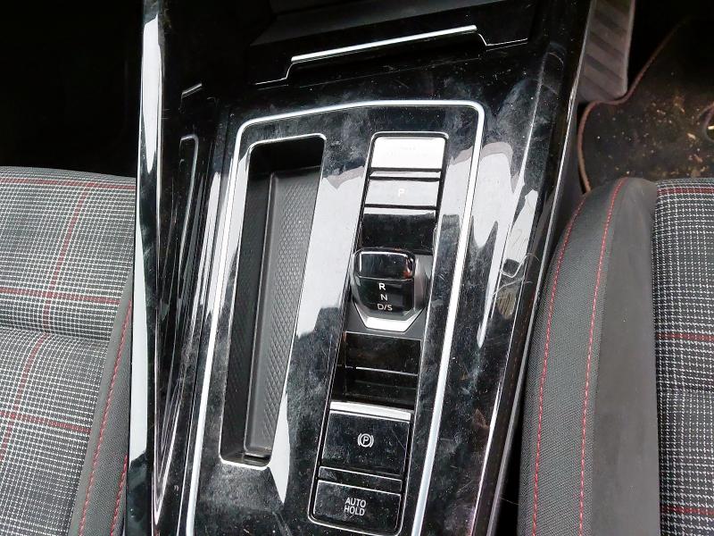 2024 VOLKSWAGEN GOLF