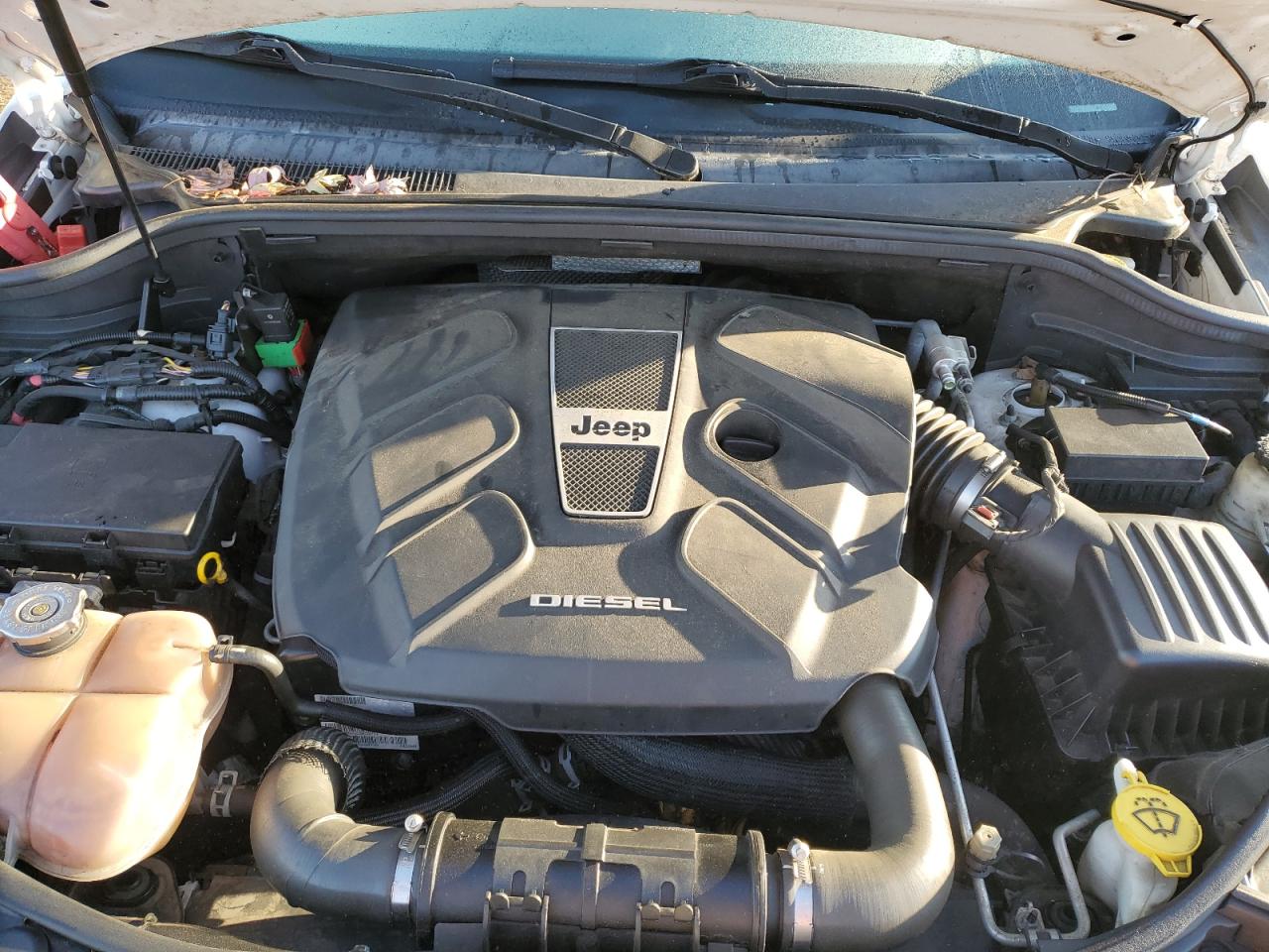 2015 Jeep Grand Cherokee Overland VIN: 1C4RJFCM9FC844986 Lot: 82248755