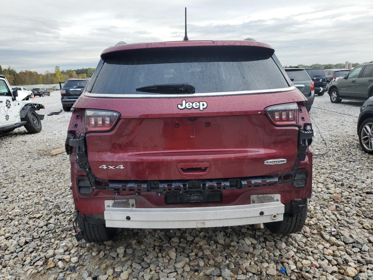 2020 Jeep Compass Latitude VIN: 3C4NJDBB1LT240917 Lot: 85281515