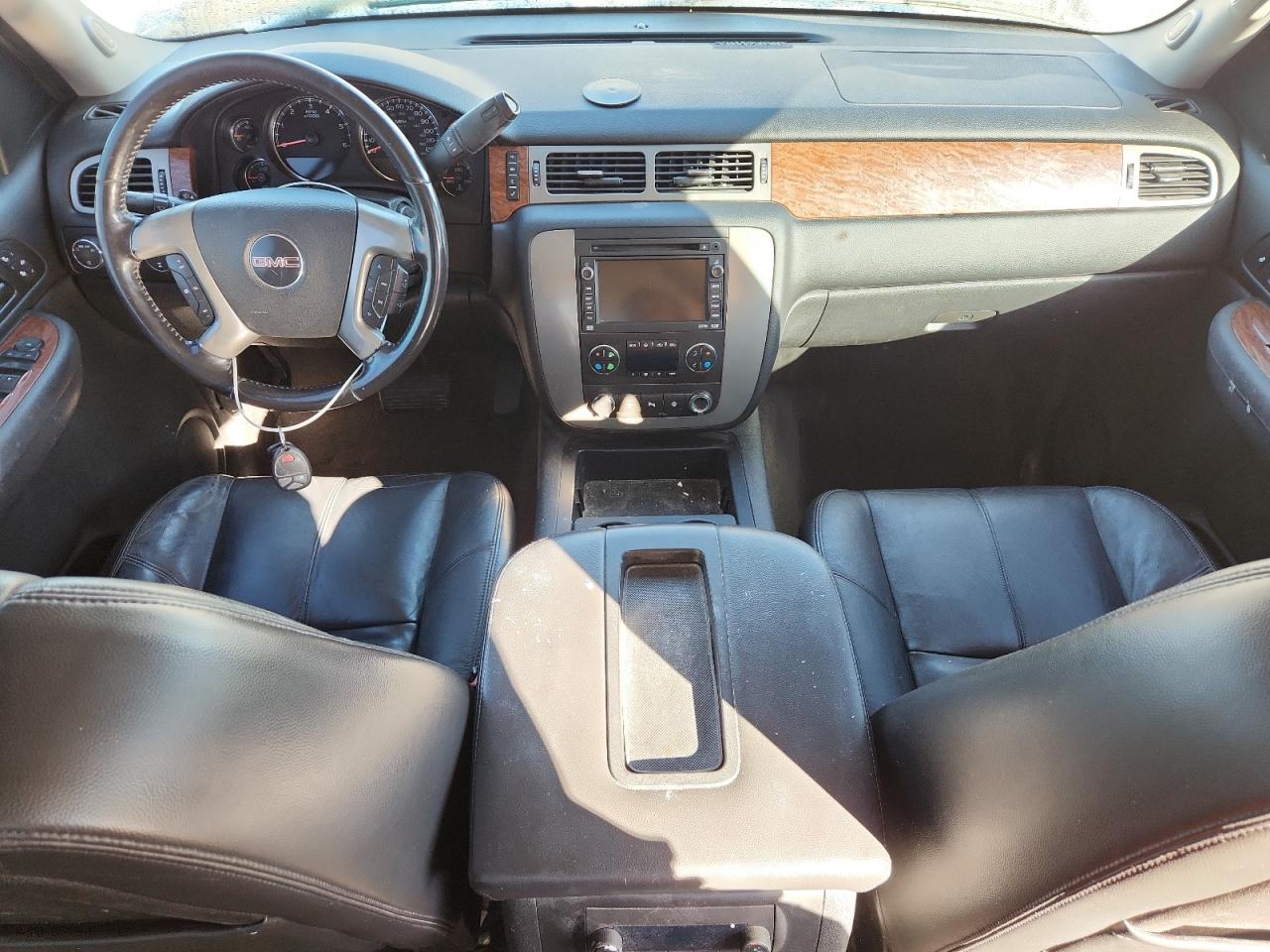 2008 GMC Sierra K2500 Heavy Duty VIN: 1GTHK23K18F127970 Lot: 89919435