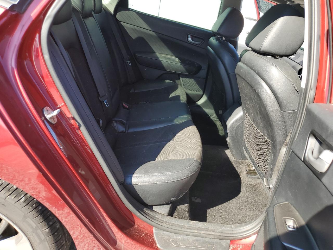 2019 Kia Optima Lx VIN: 5XXGT4L38KG352733 Lot: 86591585