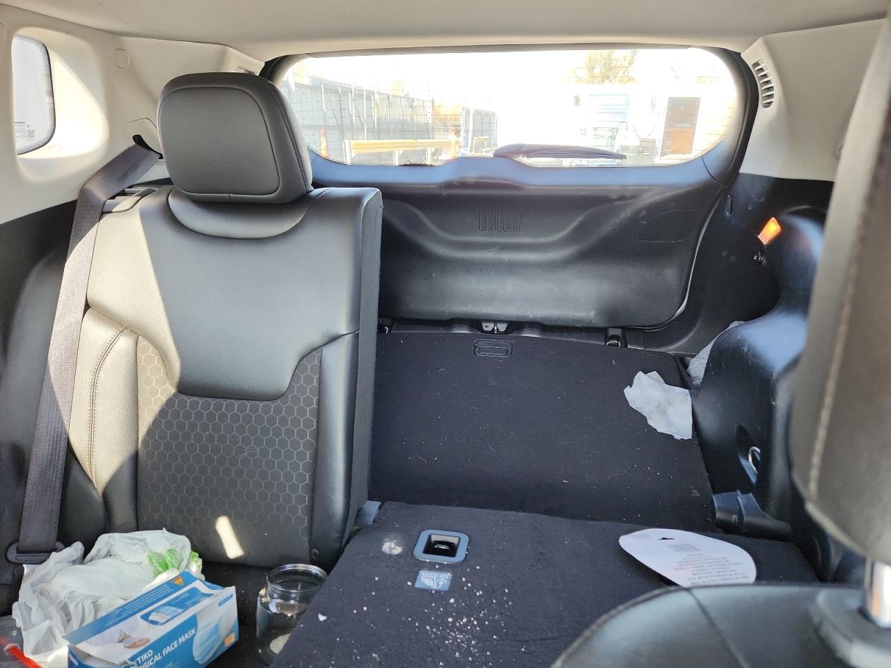 2018 Jeep Compass Latitude VIN: 3C4NJDBB5JT373497 Lot: 85394735