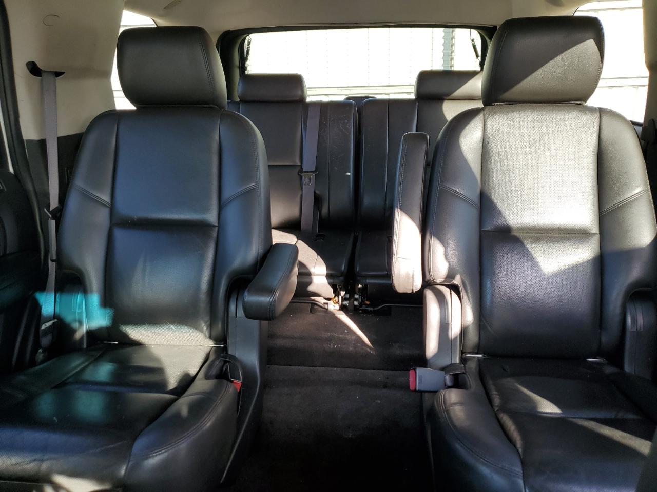 2011 GMC Yukon Denali VIN: 1GKS2EEF8BR316777 Lot: 82211855