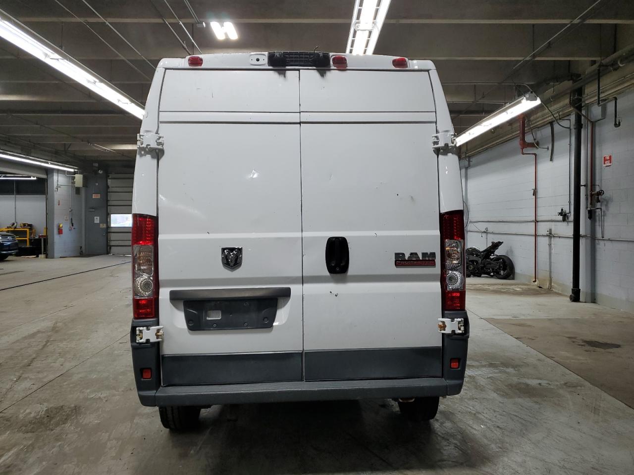 2018 Ram Promaster 1500 1500 High VIN: 3C6TRVBG2JE112406 Lot: 70734675