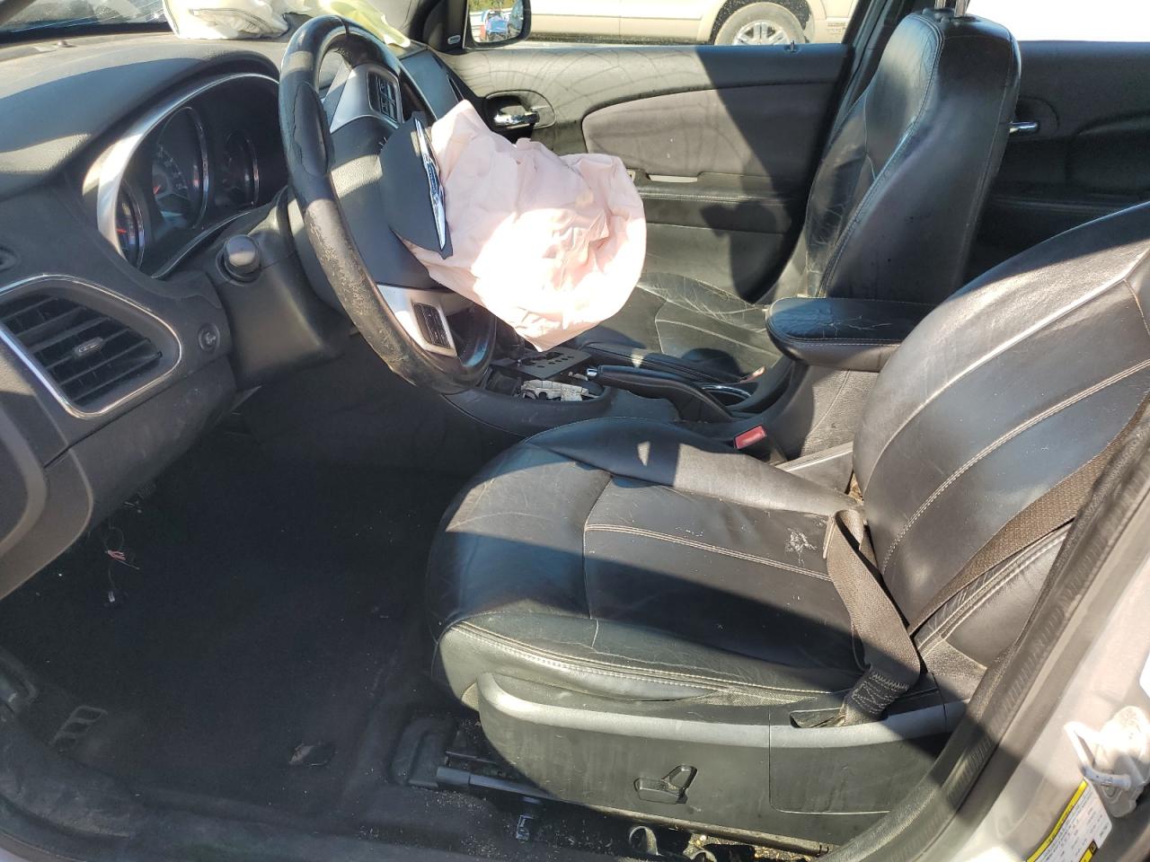 2013 Chrysler 200 Limited VIN: 1C3CCBCG3DN573321 Lot: 82495805