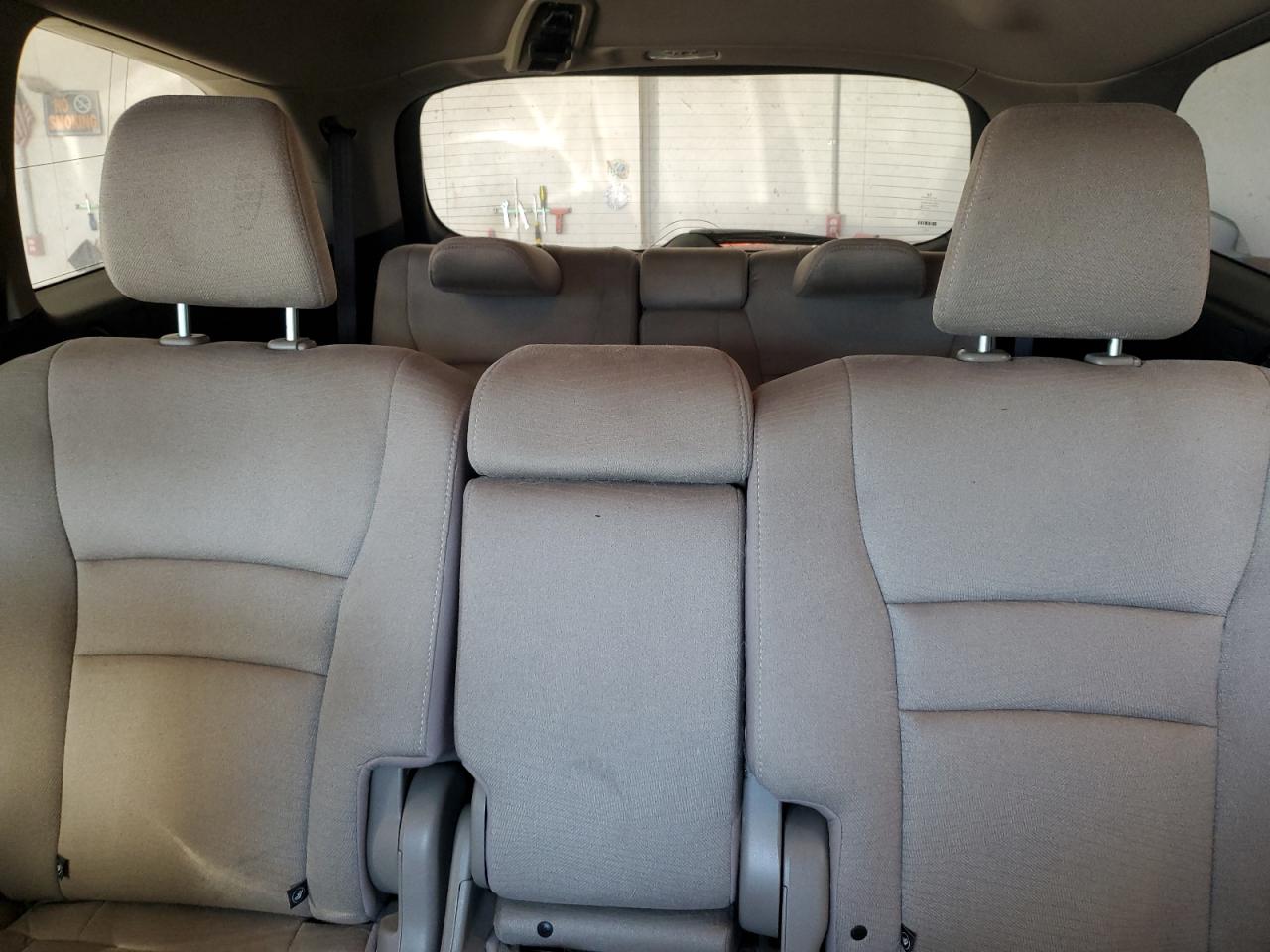 2016 Honda Pilot Lx VIN: 5FNYF6H10GB094961 Lot: 86474135