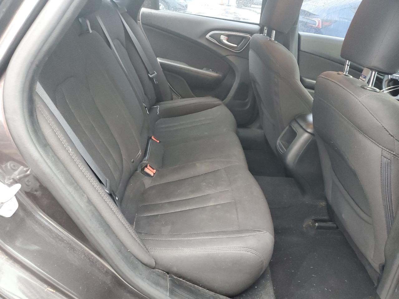 2016 Chrysler 200 Limited VIN: 1C3CCCAB0GN116614 Lot: 90104575