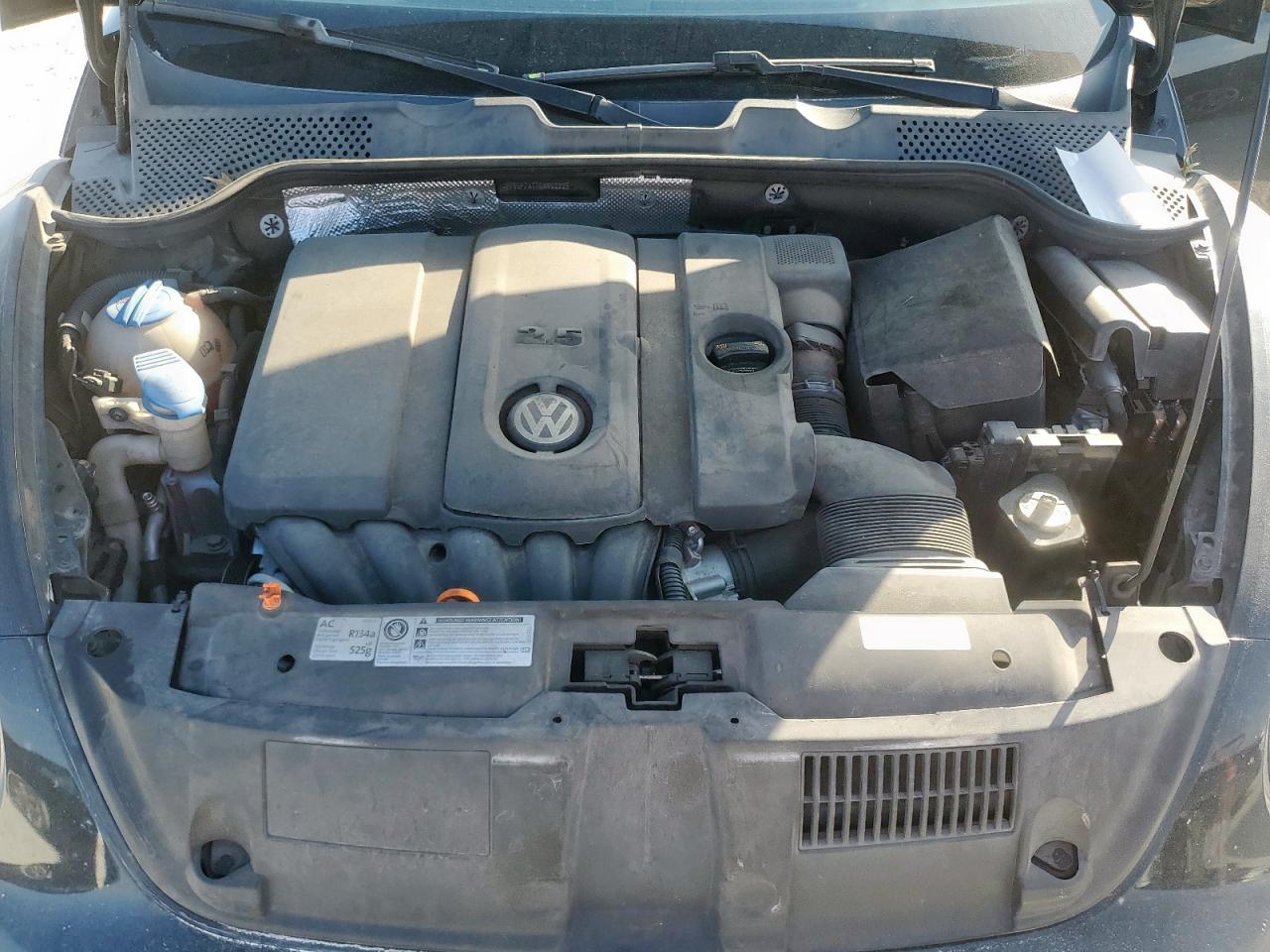 2013 Volkswagen Beetle VIN: 3VW5P7AT7DM802225 Lot: 85496095