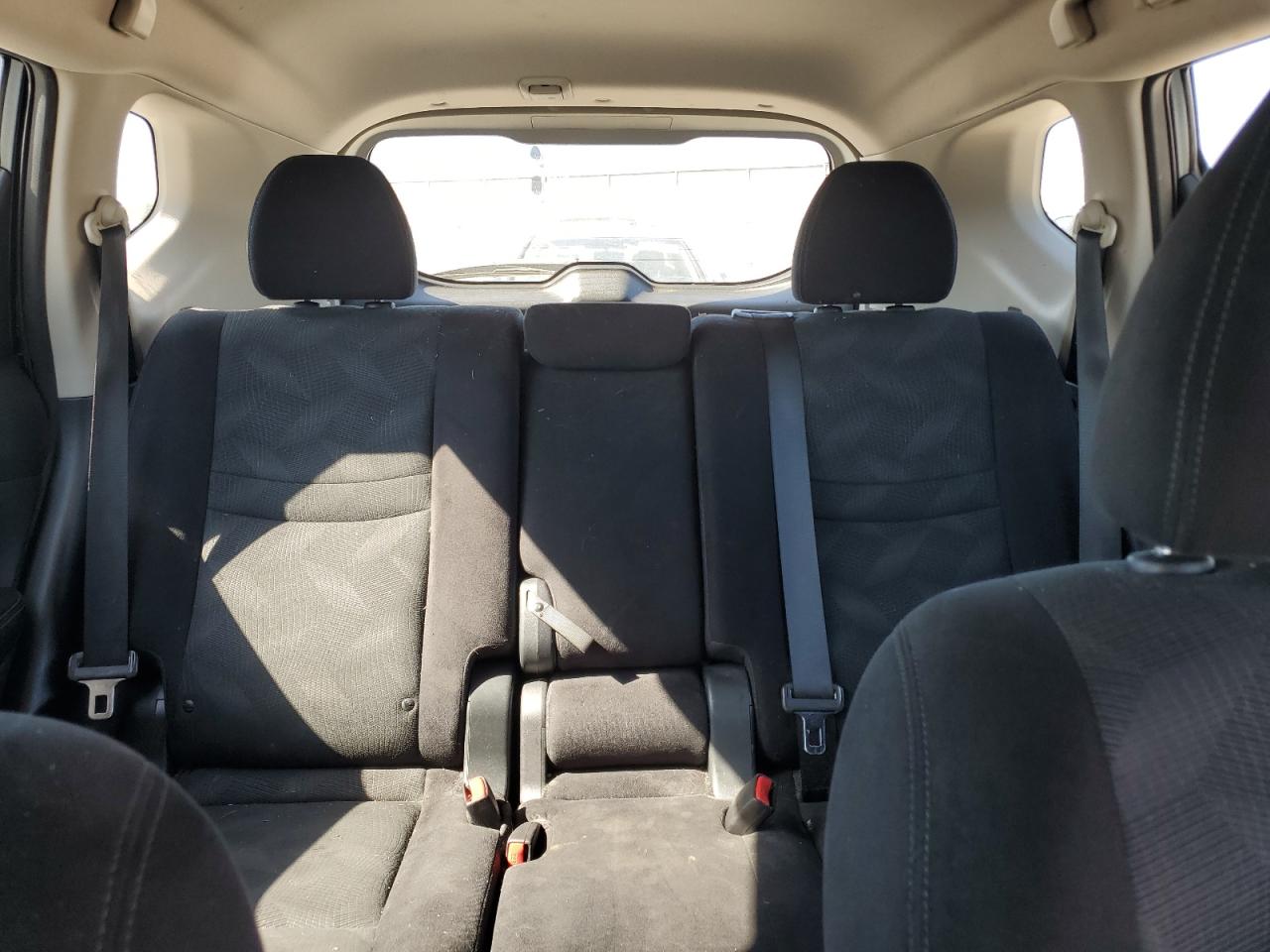 2014 Nissan Rogue S VIN: 5N1AT2MV5EC857543 Lot: 84889305