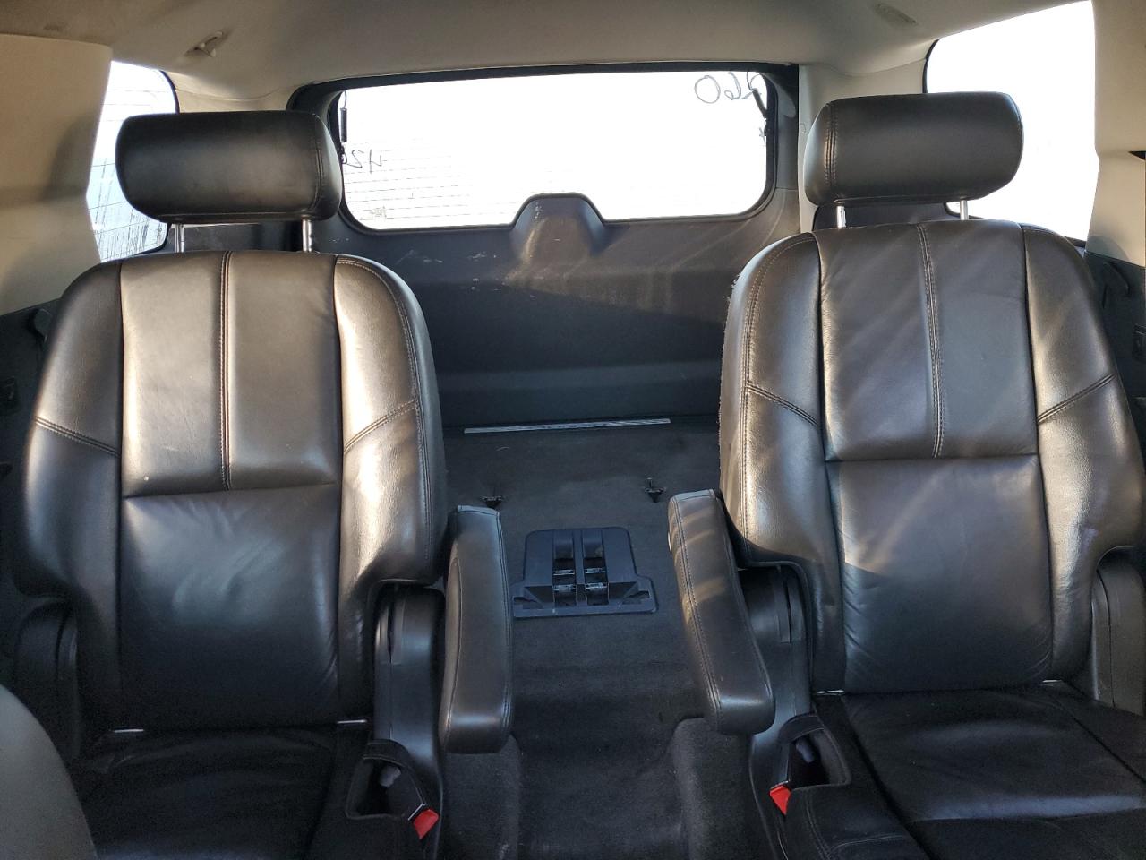 2009 GMC Yukon Denali VIN: 1GKFC032X9R154260 Lot: 82605125