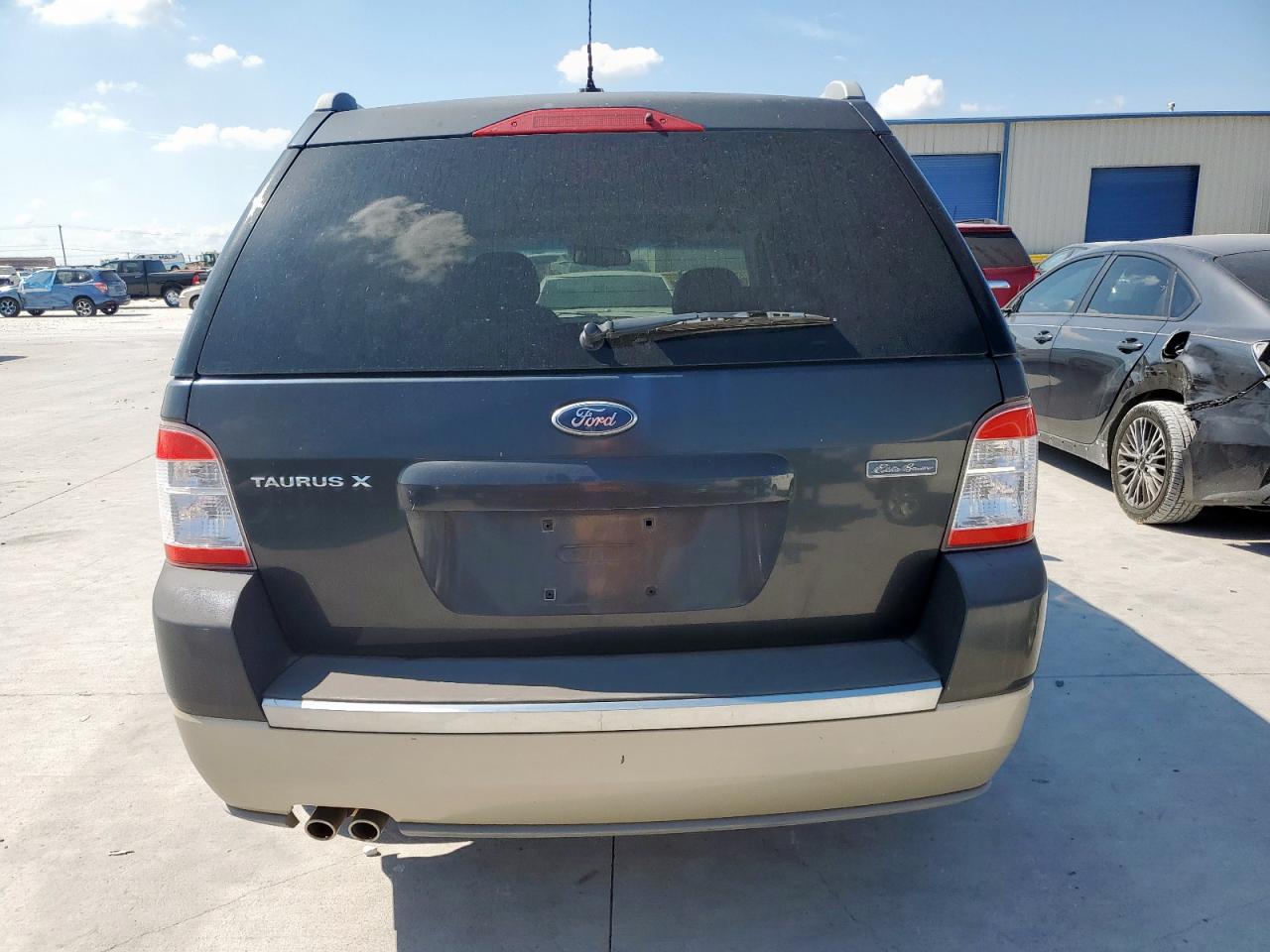 2008 Ford Taurus X Eddie Bauer VIN: 1FMDK07W18GA28216 Lot: 84279925