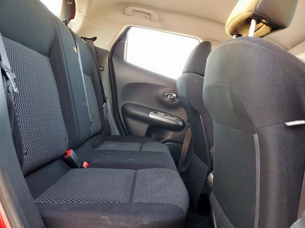 2017 Nissan Juke S VIN: JN8AF5MR1HT701475 Lot: 86323075