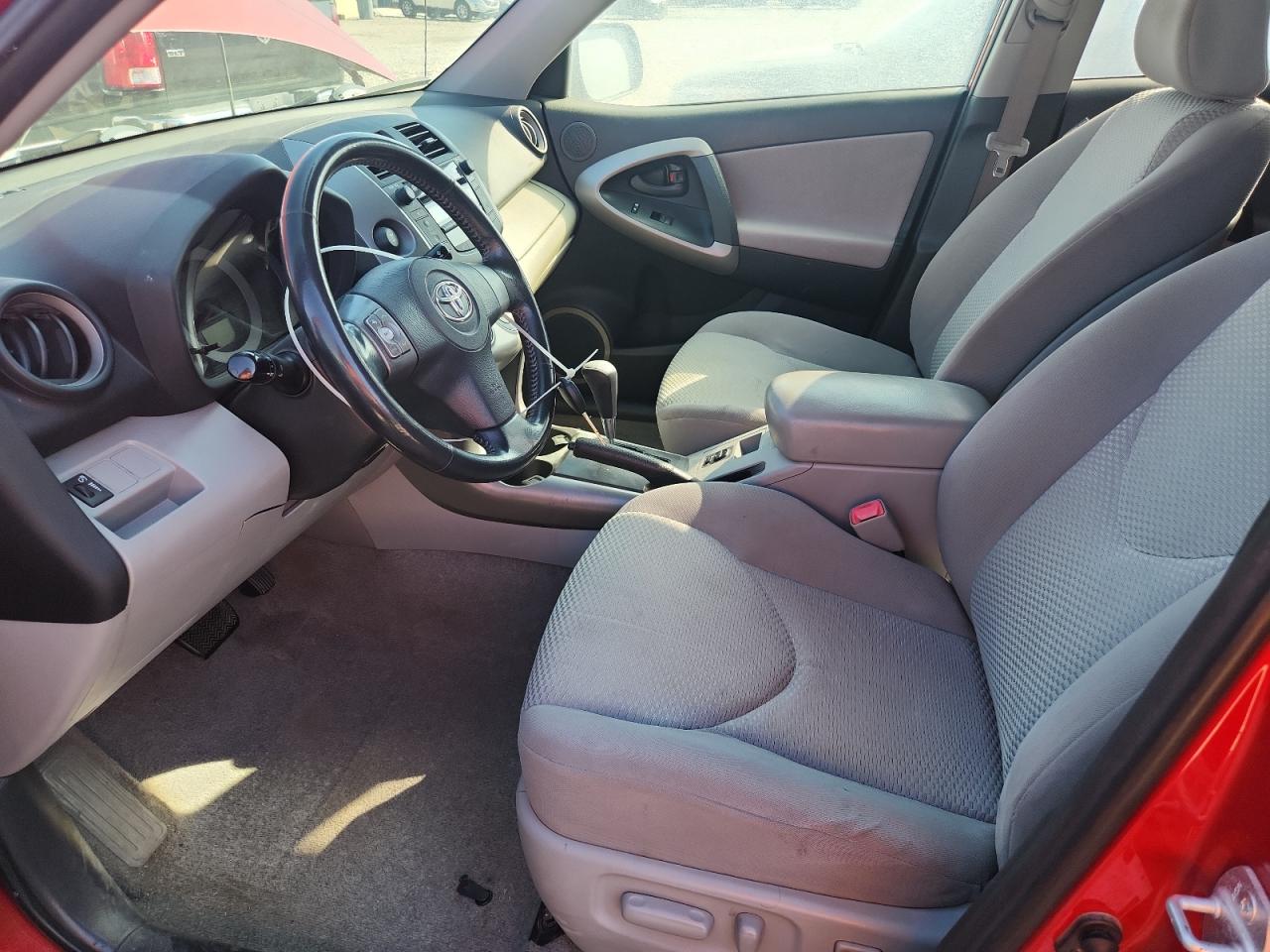 2007 Toyota Rav4 Limited VIN: JTMBD31V676025212 Lot: 86113265