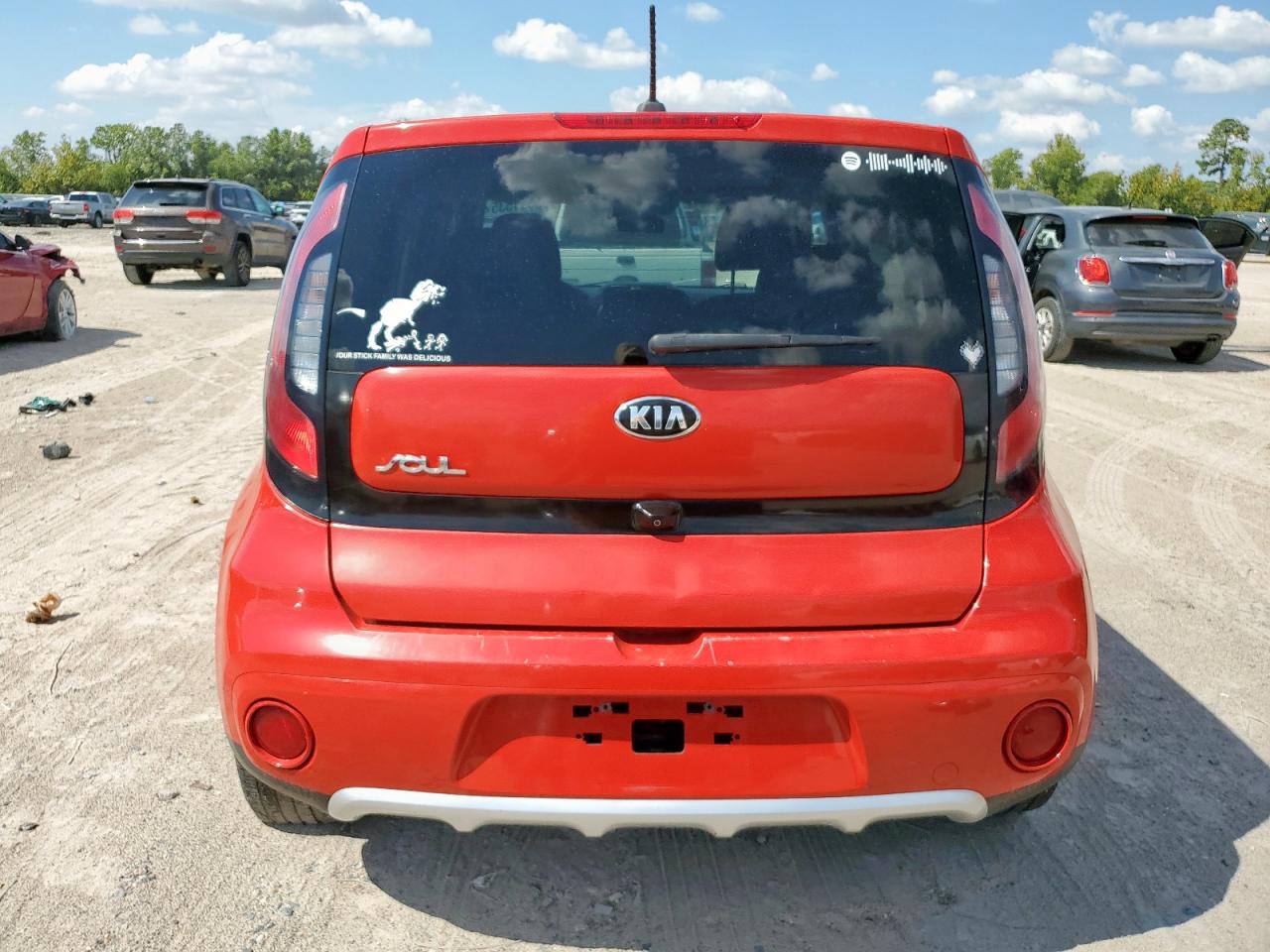 2018 Kia Soul + VIN: KNDJP3A55J7593973 Lot: 85391535