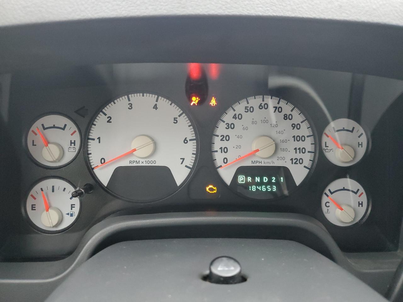 2007 Dodge Ram 1500 St VIN: 1D7HU18P27S231842 Lot: 82770315