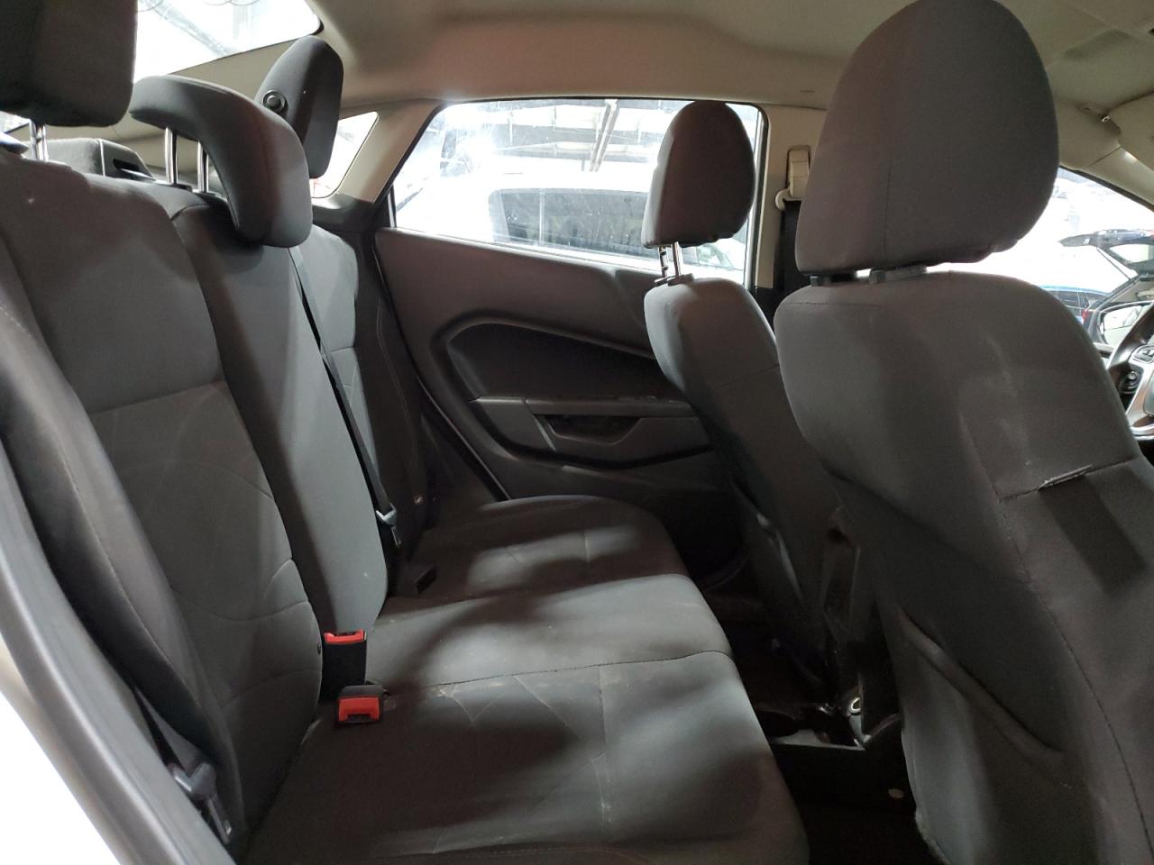 2015 Ford Fiesta Se VIN: 3FADP4BE7FM130625 Lot: 90237485