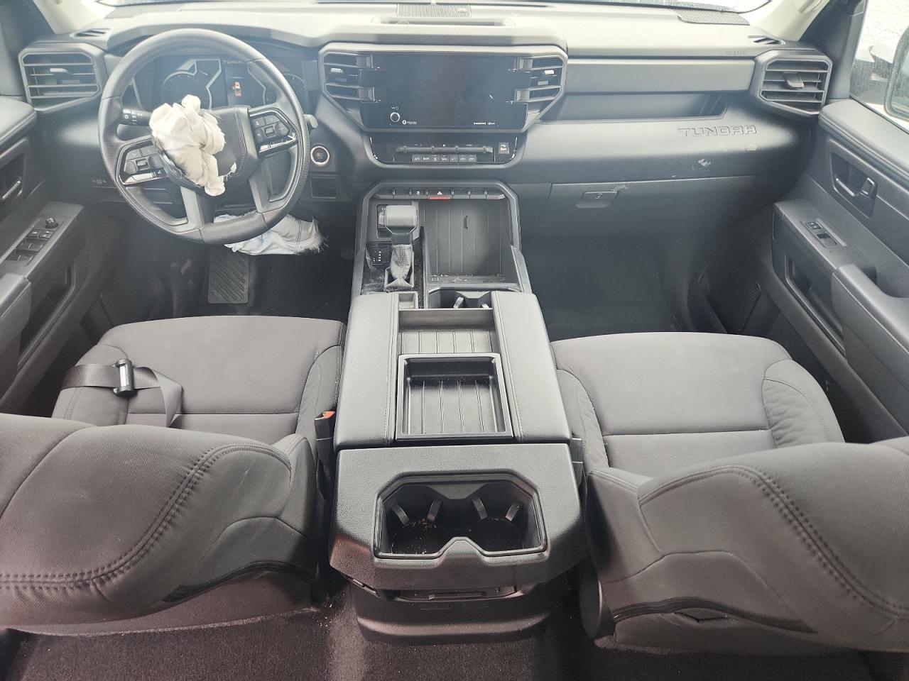 2024 Toyota Tundra Crewmax Sr VIN: 5TFKB5DB3RX177660 Lot: 82264835