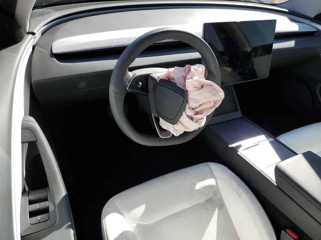 2025 Tesla Model 3 VIN: 5YJ3E1EA9SF943076 Lot: 85401885