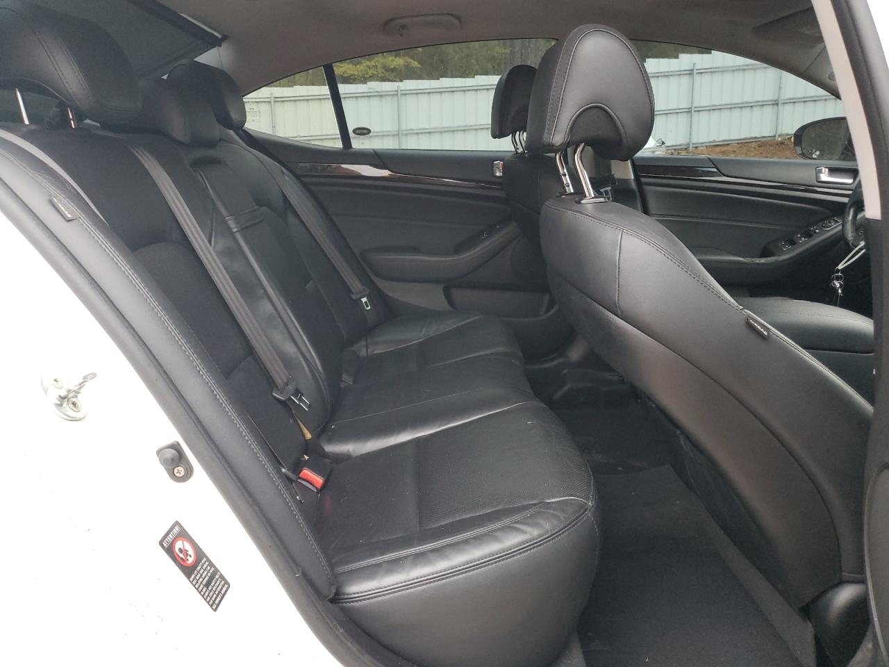 2015 Kia Cadenza Premium VIN: KNALN4D7XF5191982 Lot: 82217735