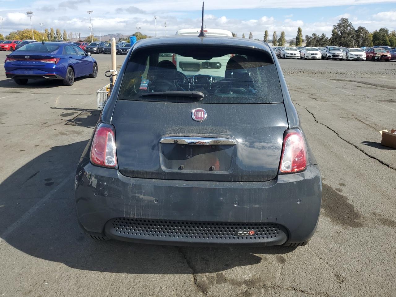 2018 Fiat 500 Electric VIN: 3C3CFFGE6JT377490 Lot: 82365435