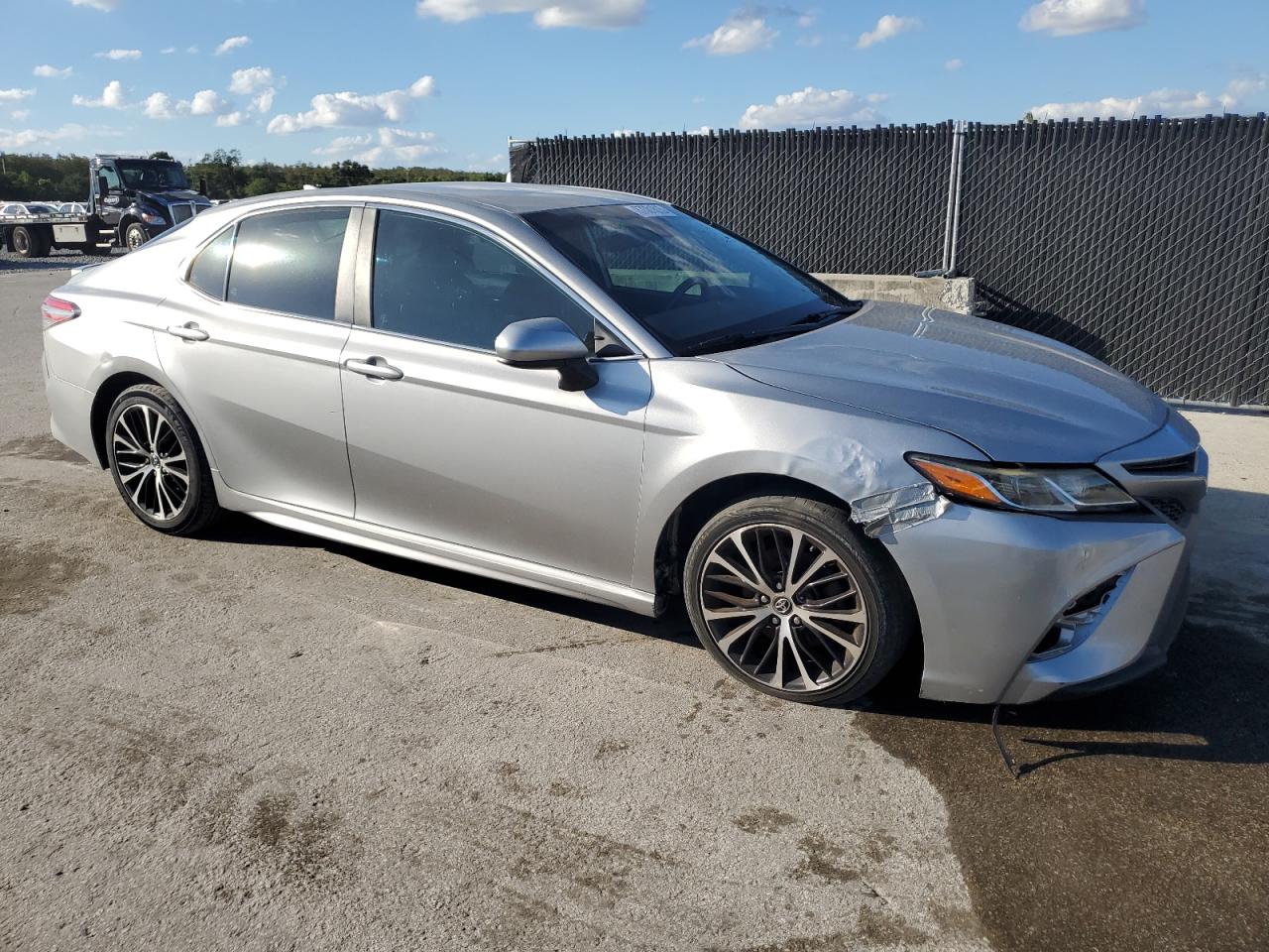 car-image car-image