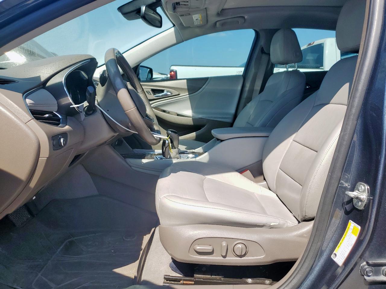 2019 Chevrolet Malibu Premier VIN: 1G1ZE5SX0KF219033 Lot: 84771305