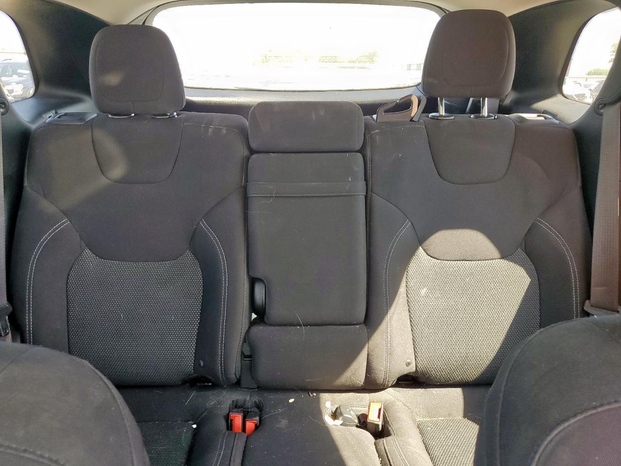 2019 Jeep Cherokee Latitude VIN: 1C4PJMCB8KD343943 Lot: 81942885