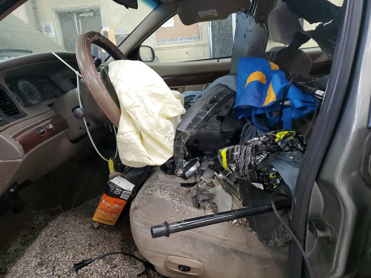 2003 Mercury Grand Marquis Gs VIN: 2MEFM74W23X636199 Lot: 82731695