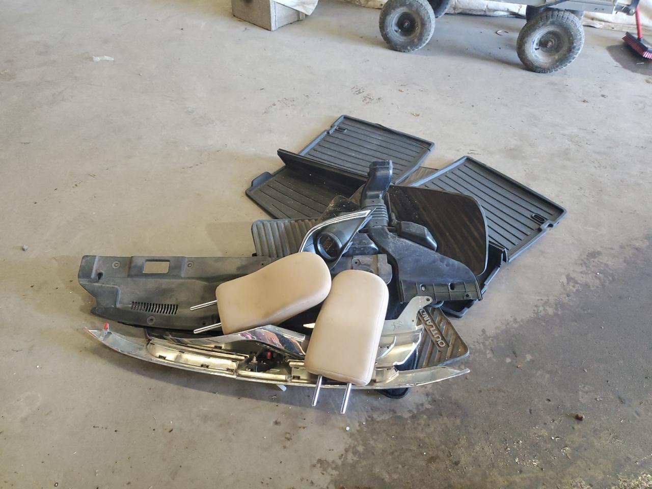 2018 Mitsubishi Outlander Se VIN: JA4AZ3A30JZ070870 Lot: 84548415