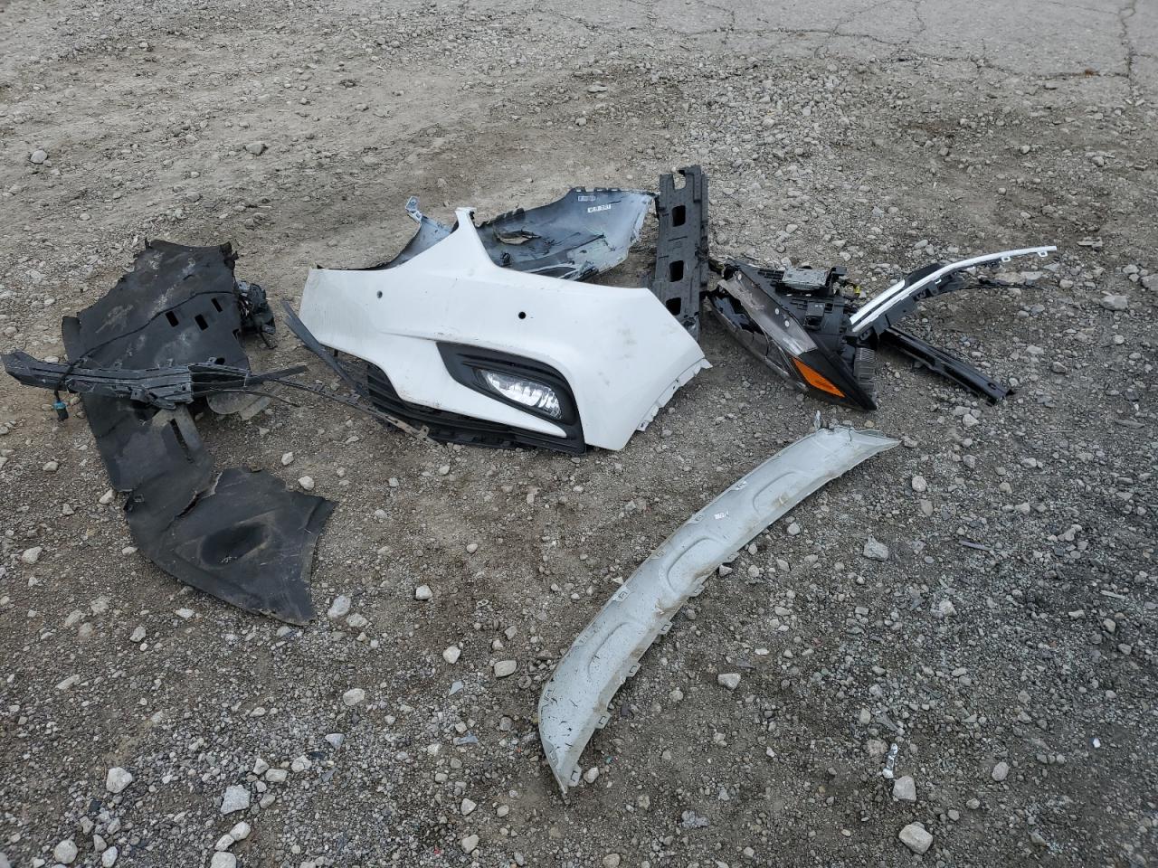 2017 Buick Encore Premium VIN: KL4CJDSB4HB025672 Lot: 82630025