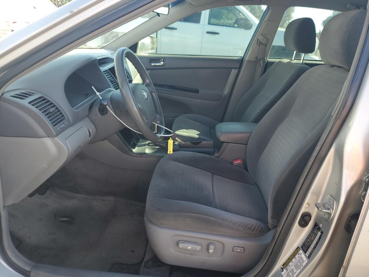 2005 Toyota Camry Le VIN: 4T1BE32K35U026341 Lot: 85649215