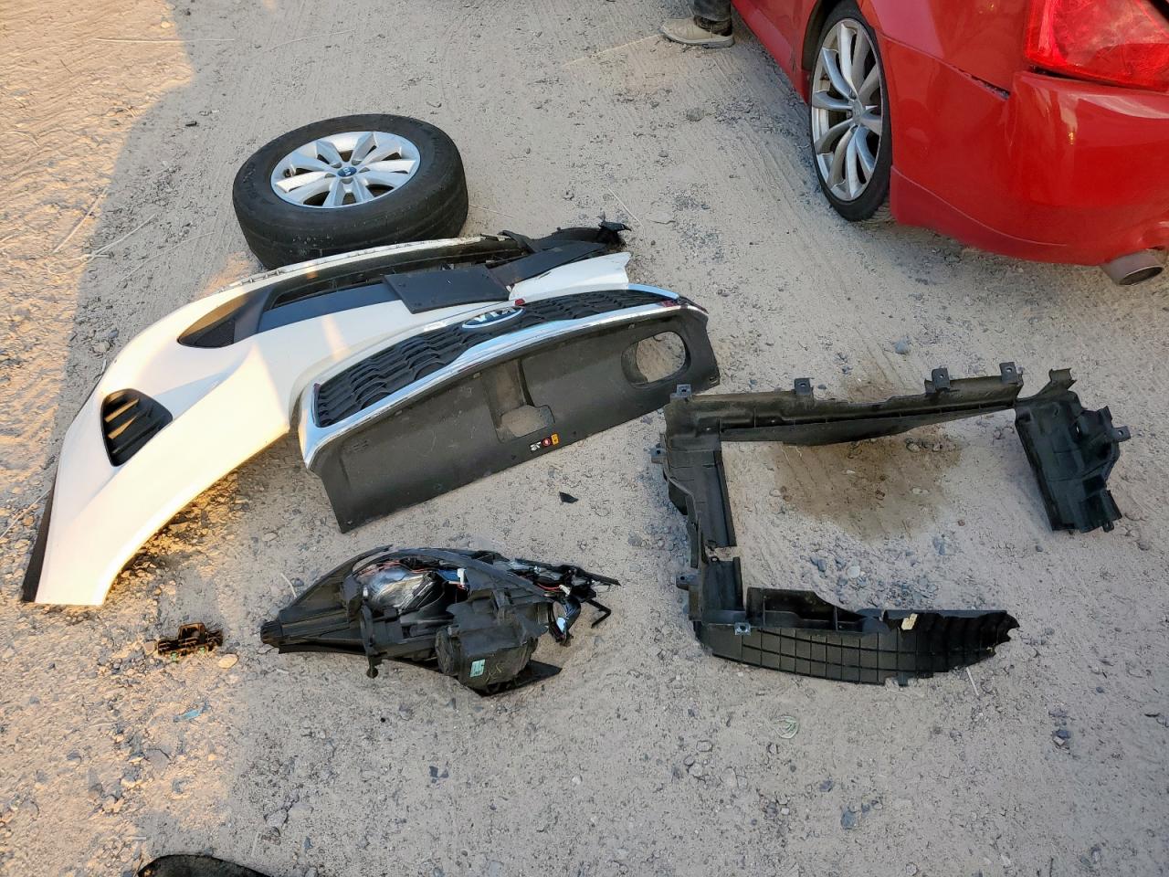 2019 Kia Sorento Lx VIN: 5XYPG4A59KG494691 Lot: 84894265