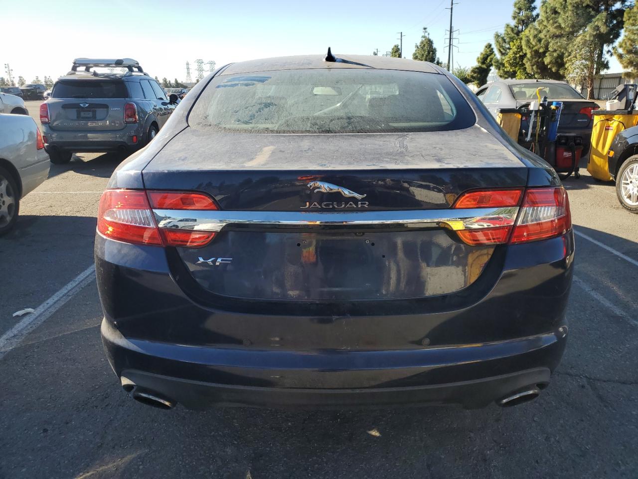 2015 Jaguar Xf 2.0T Premium VIN: SAJWA0FSXFPU61739 Lot: 89922155