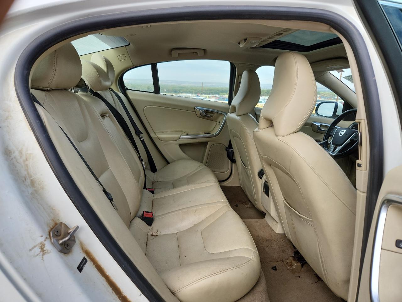 2015 Volvo S60 Premier VIN: YV140MFB3F1315759 Lot: 85564525